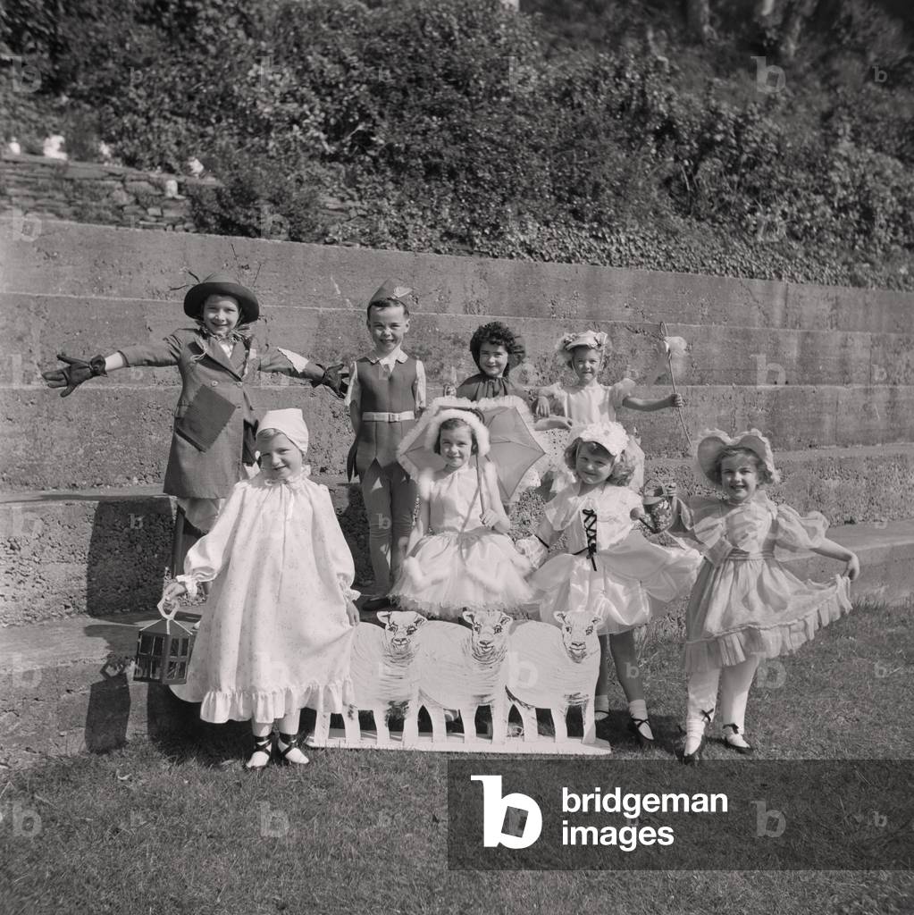 Guild children dancing, May 1957 (b/w photo)