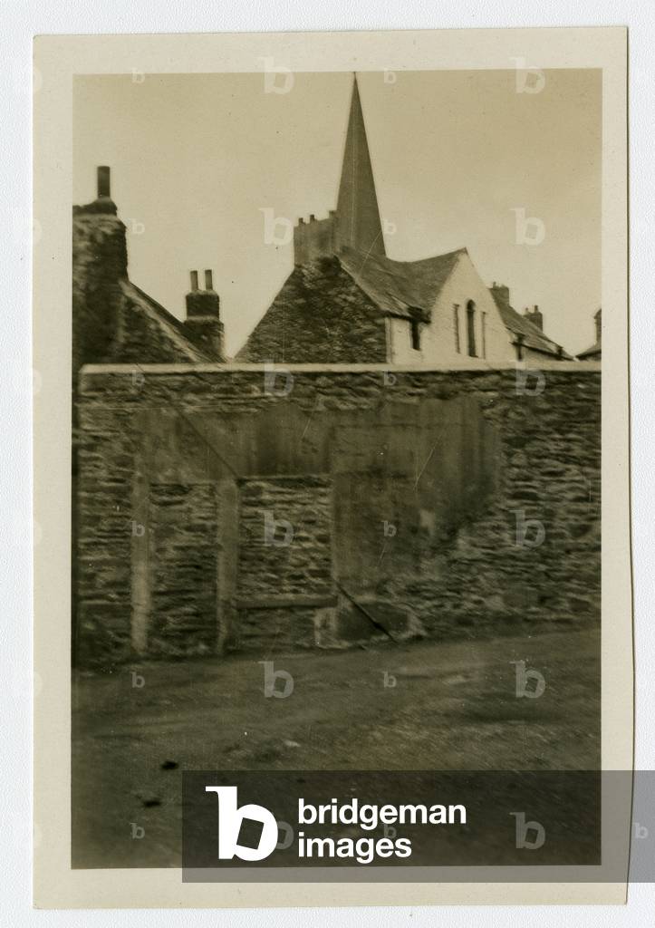 The wall of the coalyard in New Bond Street, Douglas, Isle of Man, 1932-34 (b/w photo)