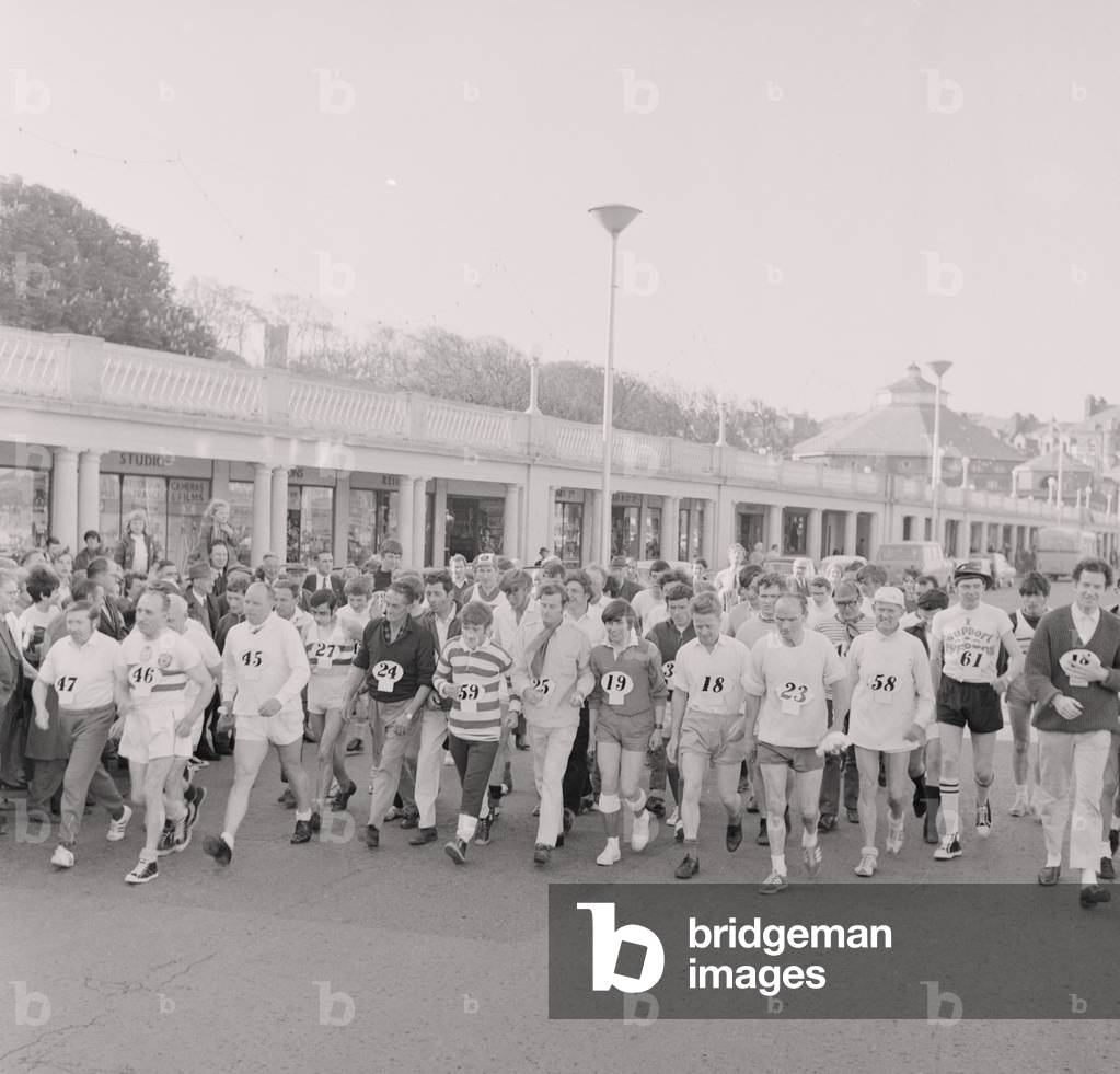 Start of the Men's Parish Walk, June 1969 (b/w photo)