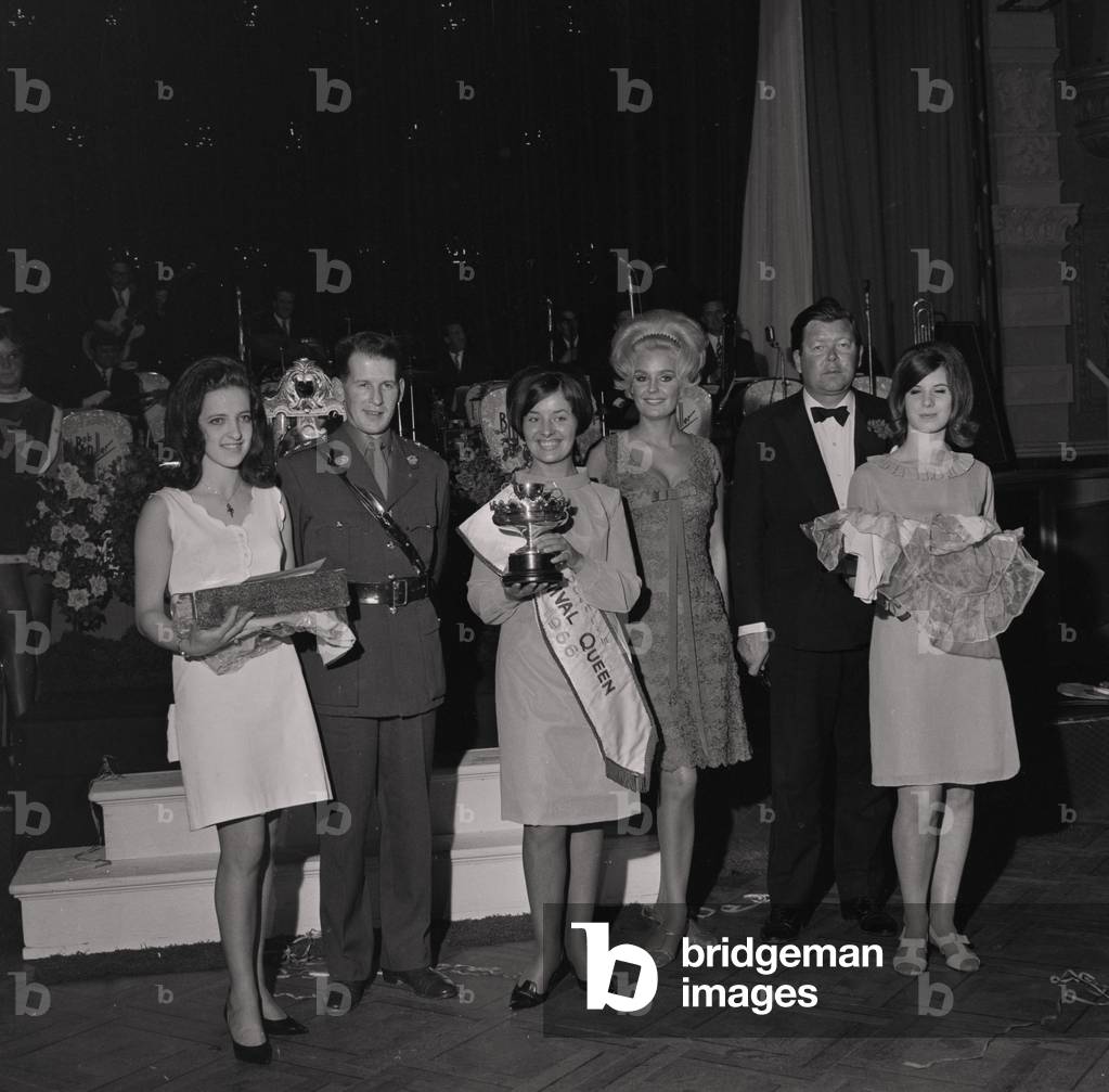 Carnival Queen with Miss World at the Palace, August 1966 (b/w photo)