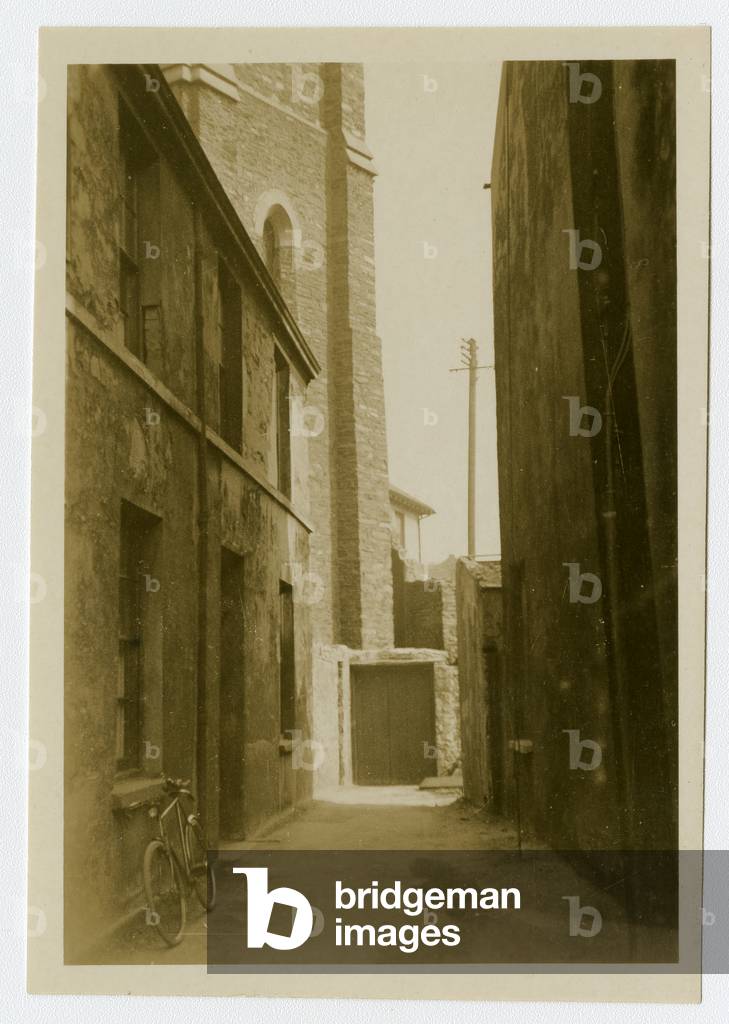 Widow's House, Muckle's gate', Douglas, Isle of Man, 1934 (b/w photo)