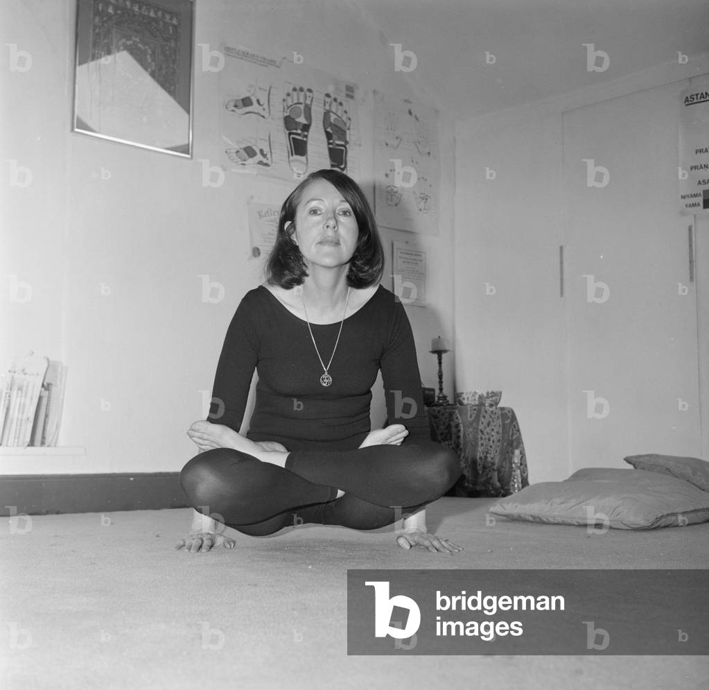 Yoga woman, Ramsey, May 1978 (b/w photo)