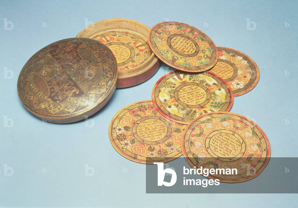Trenchers and box, made in London, 1601-35 (beech)