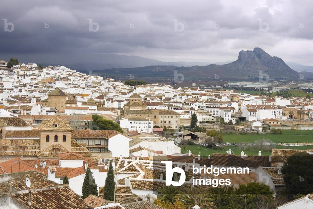 View over town to the Lovers' Rock or La Peña de los Enamorados, Antequera, Malaga Province, Costa del Sol, Andalucia, Spain (photo)