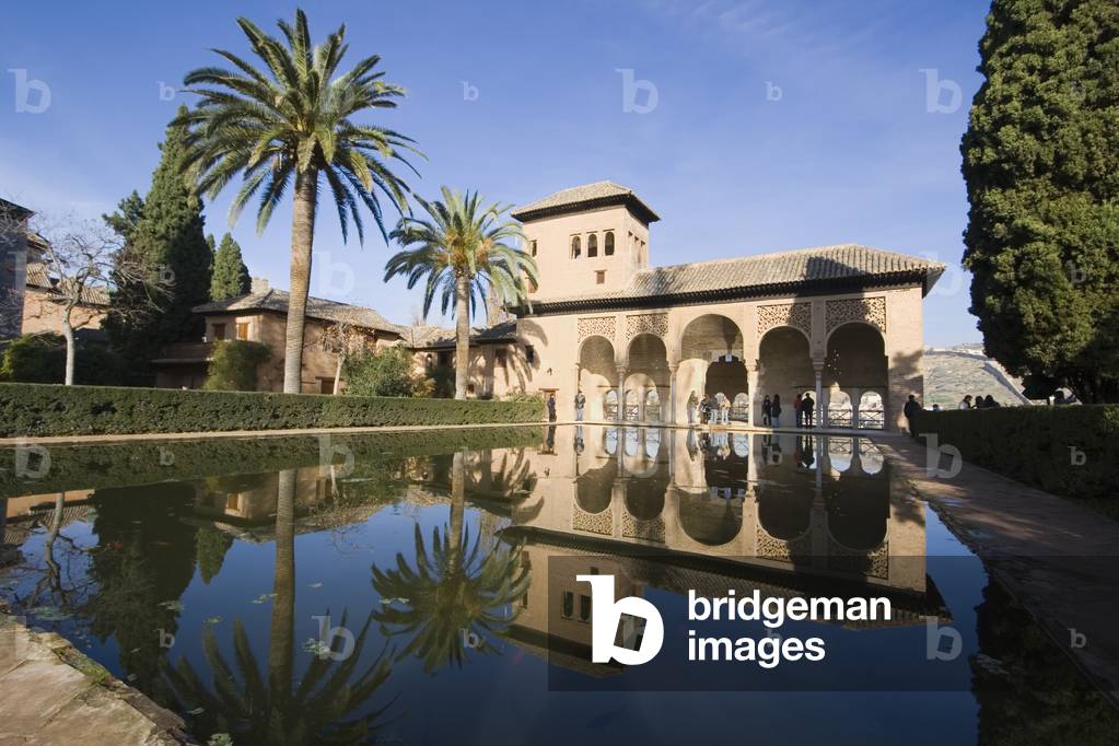 The portico and pool in front of the Partal Palace in El Patio de la Reja o de los Cipreses, Alhambra Palace, Granada, Andalucia, Spain (photo)