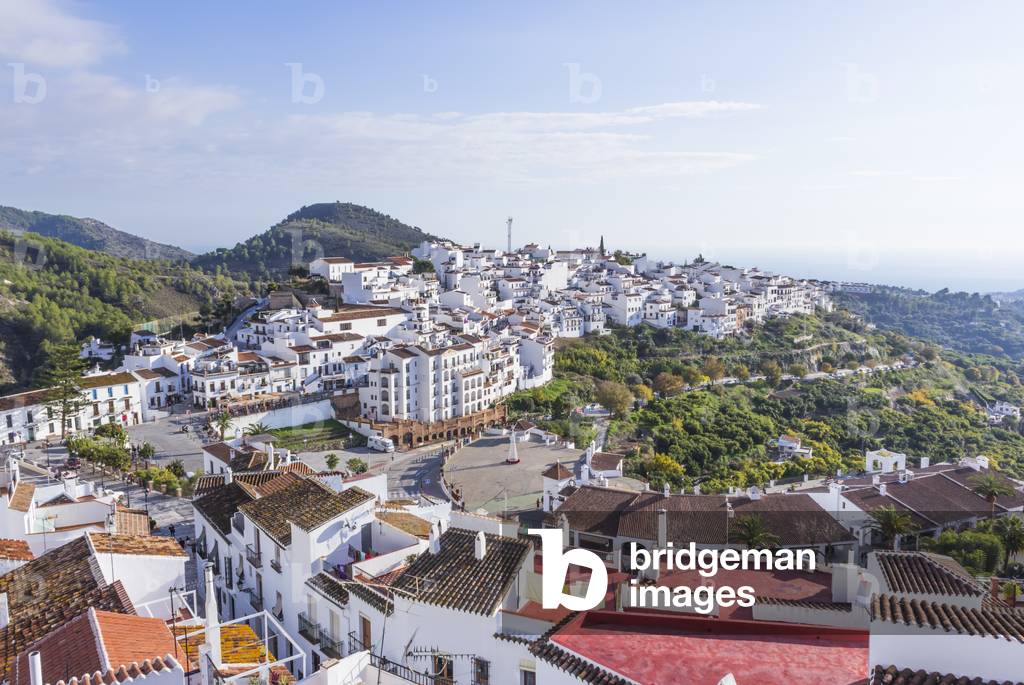 Overall view, Frigiliana, Malaga Province, Andalusia, Southern Spain (photo)