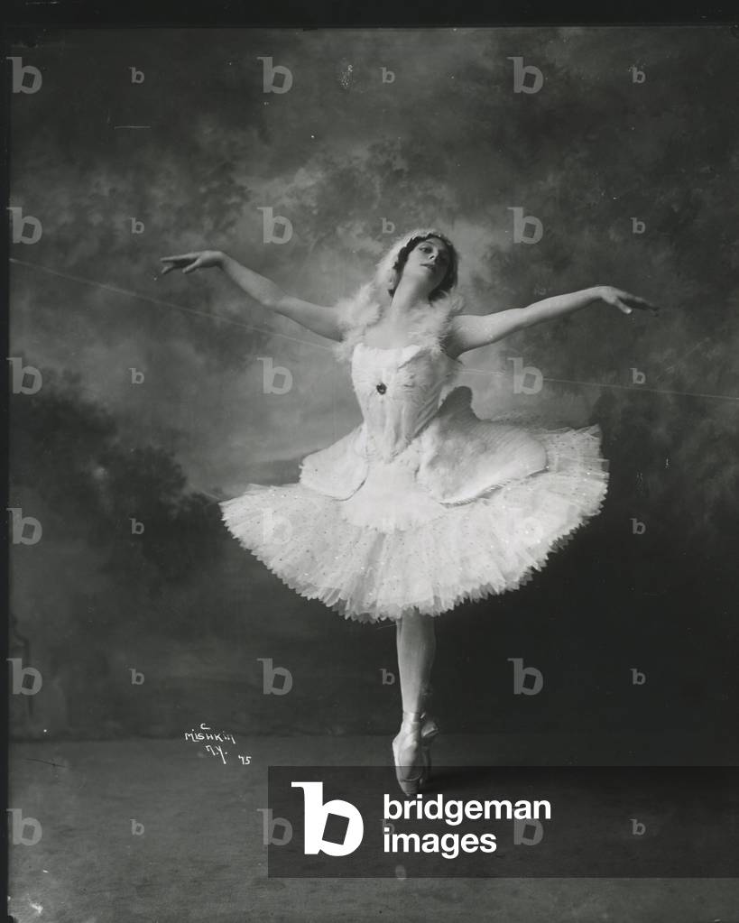 Anna Pavlova in The Dying Swan
