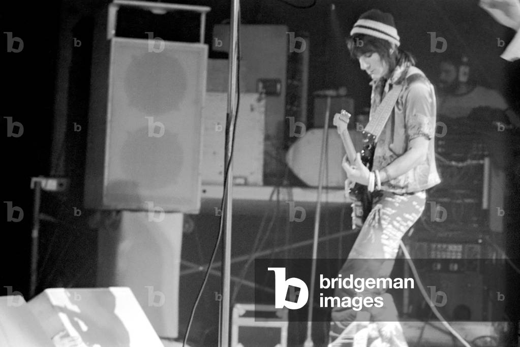Ronnie Wood, guitarist with Rod Stewart and The Faces. Concert in USA, April 1975