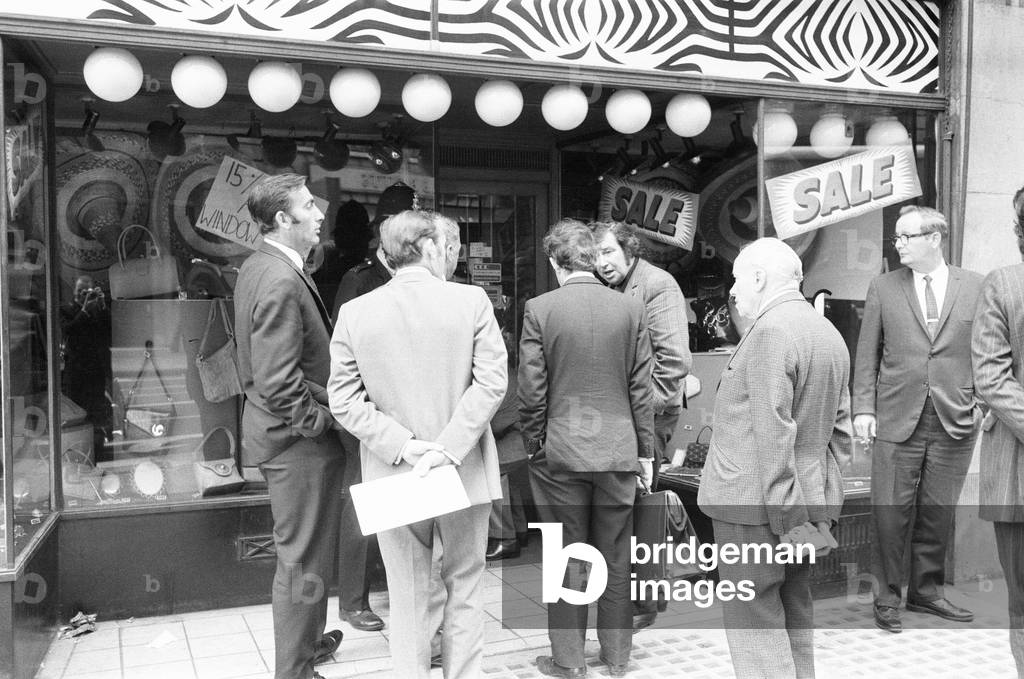 LLoyds Bank, Baker Street, September 1971