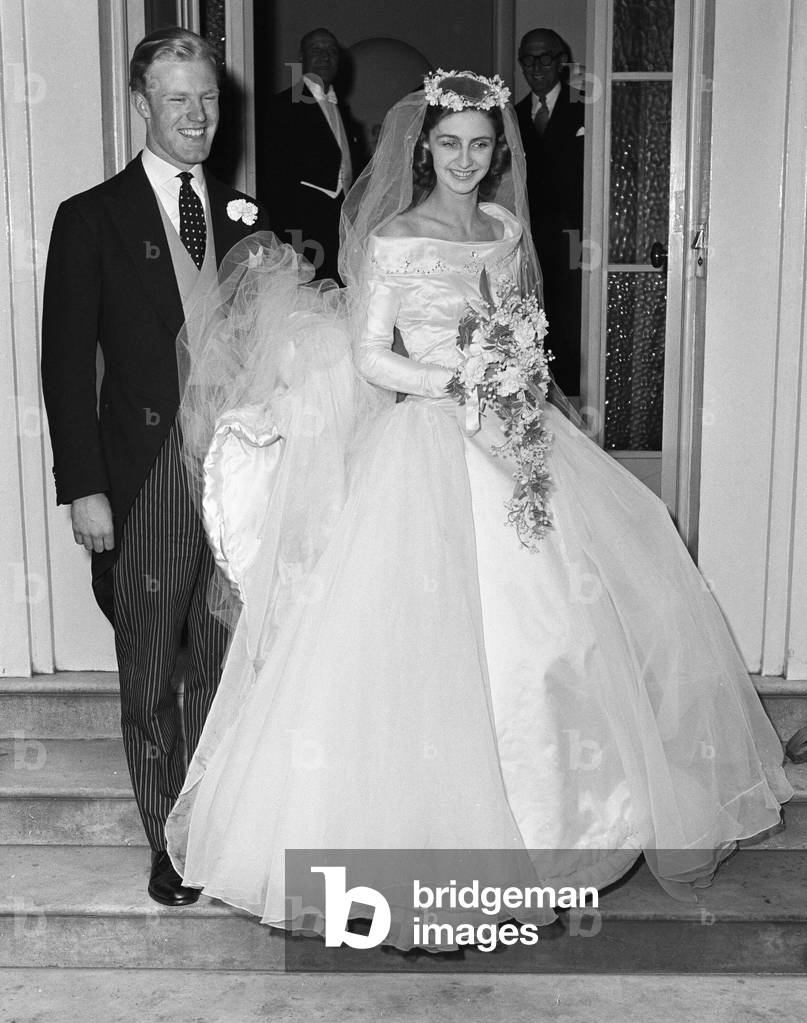 The wedding of nineteen year old Miss Jane Sheffield to Mr Jocelyn Stevens at Holy Trinity, Brompton.
14th June 1956.