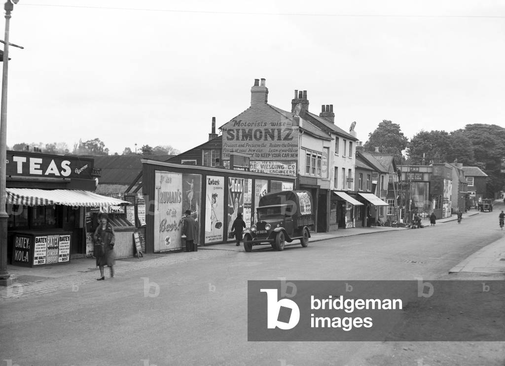 Uxbridge High Street seen from the Canal bridge, London, c. 1931 (b/w photo)