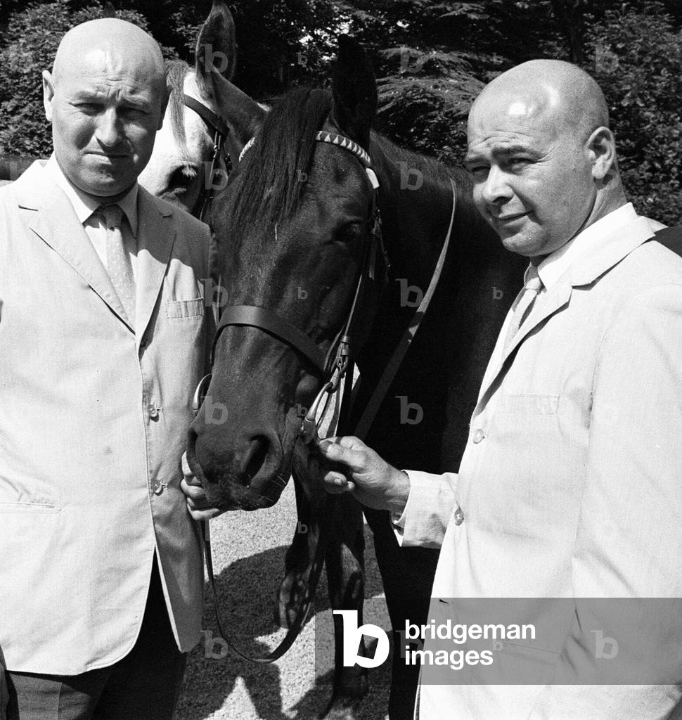 Bill Maynard (left) who plays a villian in the film 