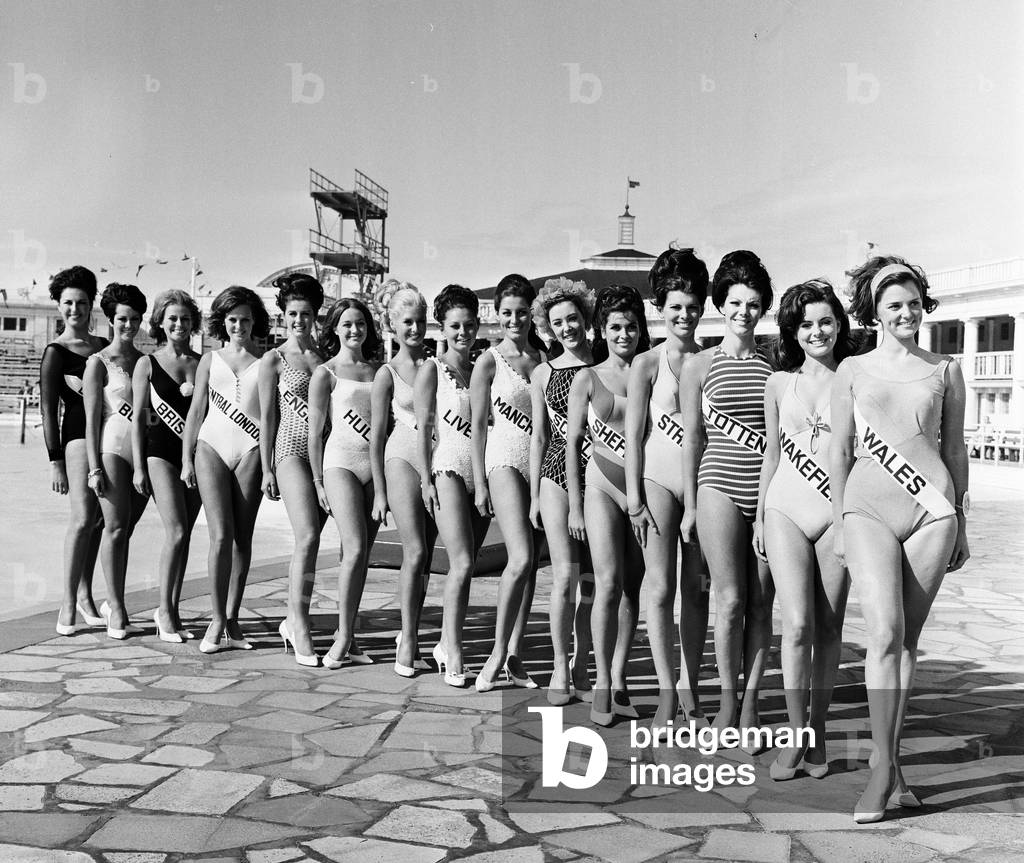Miss UK and baby of the year 1967. Jennifer Lewis and other contestants. 21st August 1967 (b/w photo)