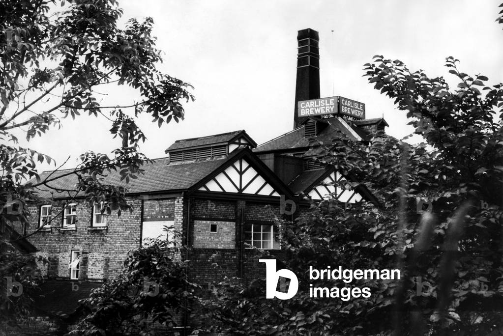 The Carlisle State Brewery ( Carlisle Brewery ). The government took over and run the brewing, distribution and sale of alcohol in three regions of the UK from 1916 until 1973 under the State Management Scheme. 08/09/1968 (b/w photo)