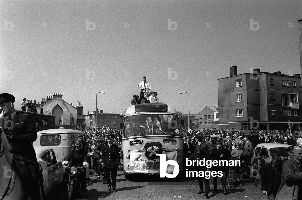 FA Cup Final 1964 West Ham Coach Parades through East End of London (photo)