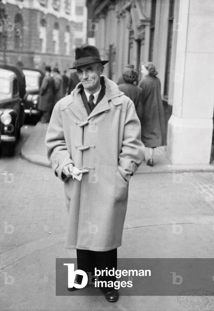 CMr Percy Bailey, trainer of the horses, arriving at the Old Bailey to give evidence in the trial. 12th January 1954.
