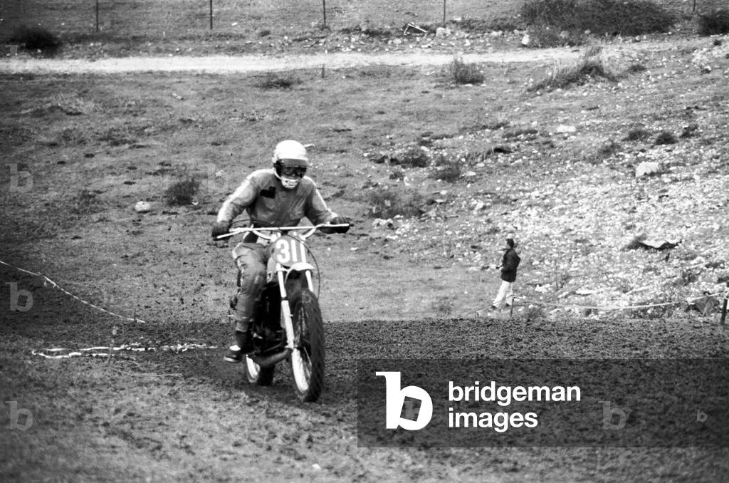 Schoolboys Scramble, 3rd March 1975 (b/w photo)