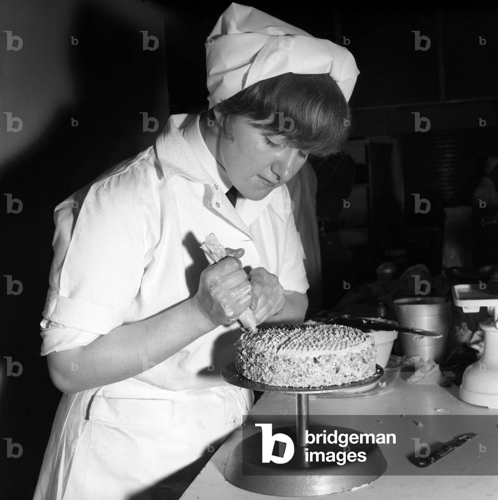 Finals of the Army Cookery Competitions.