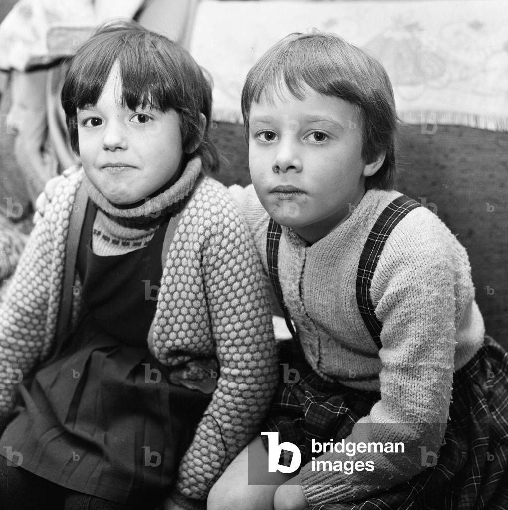 Susan Cornish (l) and Cindy Hellpe (r), children who were attacked by Norma Bell and Mary Bell, pictured 18th December 1968.