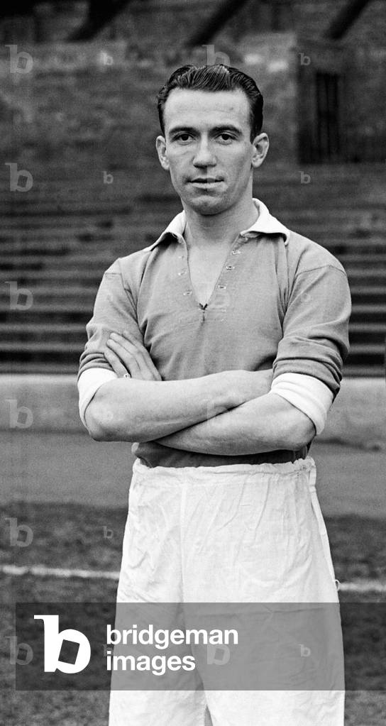 Leicester City footballer Mal Griffiths in training, c.1947 (photo)