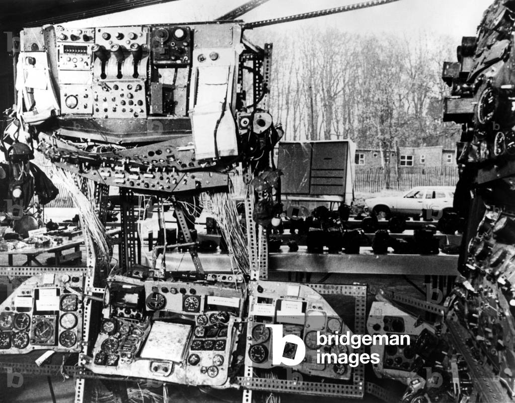 A BEA Hawker Siddeley Trident airliner, operating as a British European Airways (BEA) scheduled commercial passenger flight from London Heathrow Airport to Brussels, crashed near the town of Staines on Sunday, 18 June 1972, less than three minutes after take-off. All 118 persons on board were killed. The accident became known as the Staines disaster, and was the worst air disaster in Britain until the Pan Am bombing over Lockerbie, Scotland in 1988. The Trident crash wreckage pictured at Farnborough. The reconstructed flight deck viewed from the second officers seating position. 01/12/1972 (b/w photo)