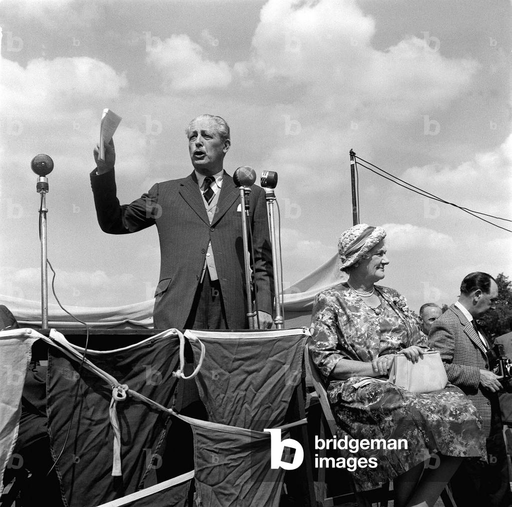 Harold MacMillan MP talking from platform, June 1962 (b/w photo)