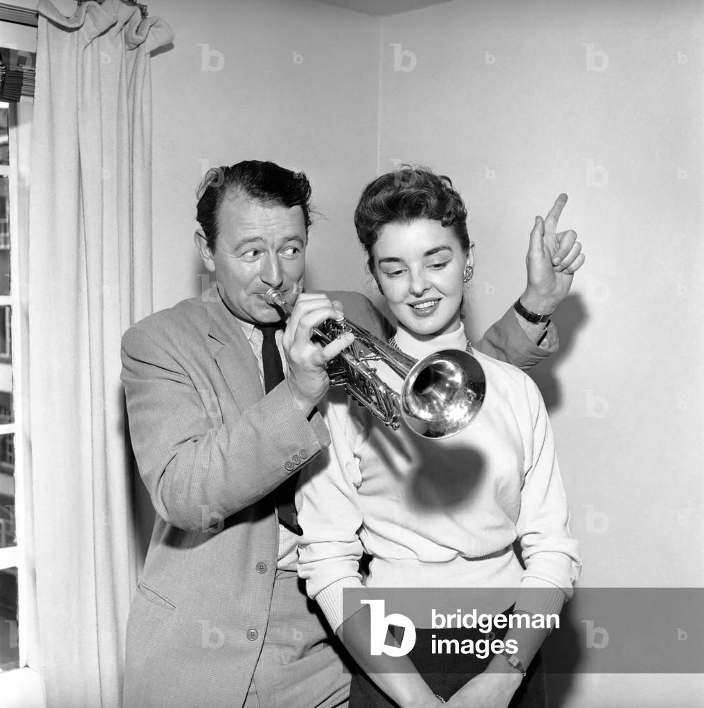 Kim Pearson seen here with jazz trumpet player Humphrey Lyttleton, 1956 (b/w photo)