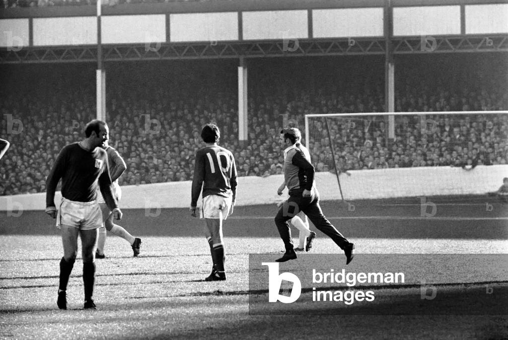 English League Division One match at Goodison ParkEverton 1 v Nottingham Forest 0. Action from the matchNovember 1969 (photo)