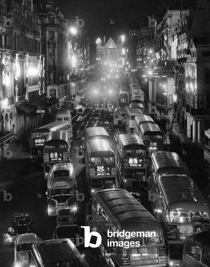 Queen Elizabeth II Coronation, june 1953 (b/w photo)