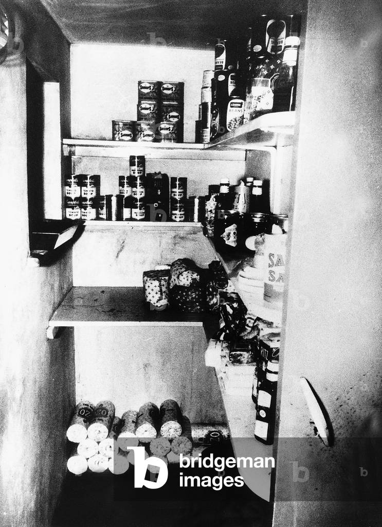 Crime Great Train Robbery The larder in the farm at Brill where the gang who committed the Great Train Robbery were hiding out, 19/03/1964 (b/w photo)