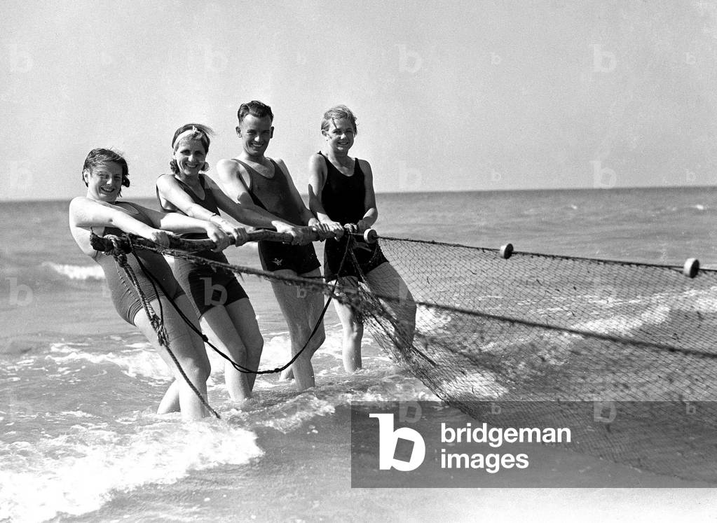 Alfieri. Pulling in the drag net. Figure Study.
29th August 1933