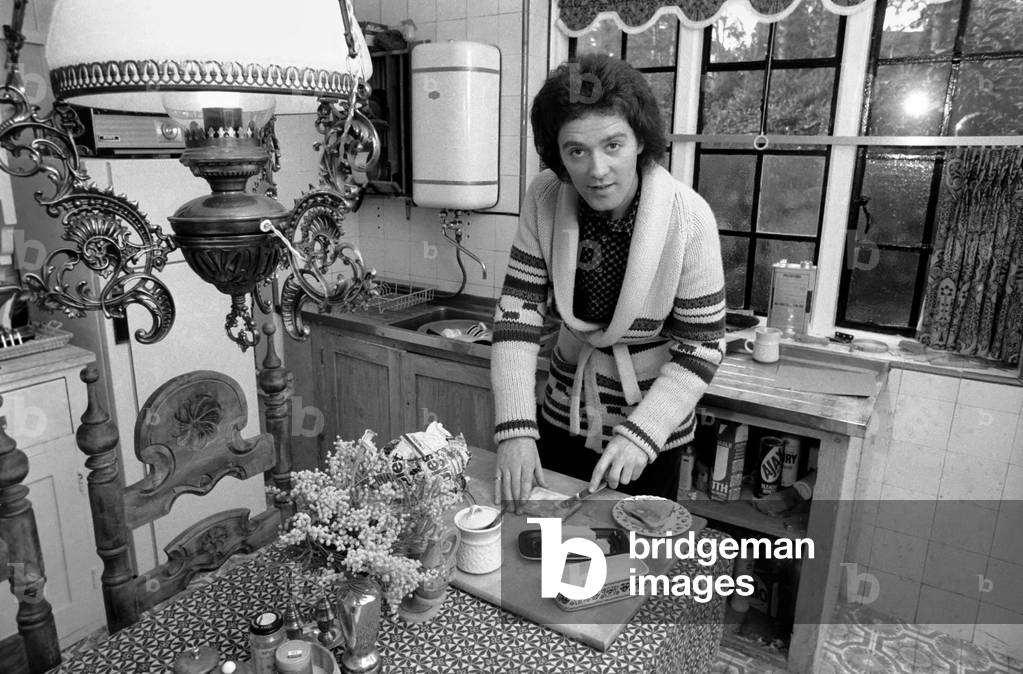 Pop Singer: Gilbert O'Sullivan, February 1975 (b/w photo)