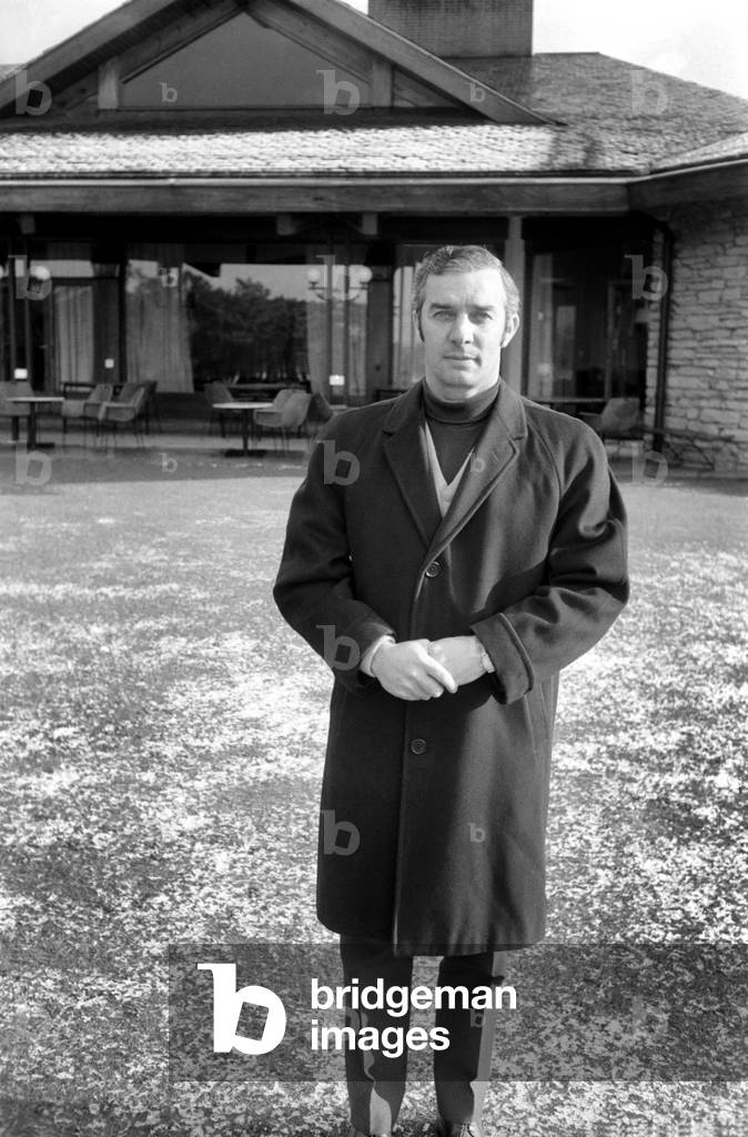 Manager of Wolverhampton Wanderers Ronnie Allen at his penthouse apartment in an area reserved for the super rich of Bilbao's business community lNovember 1969 (photo)