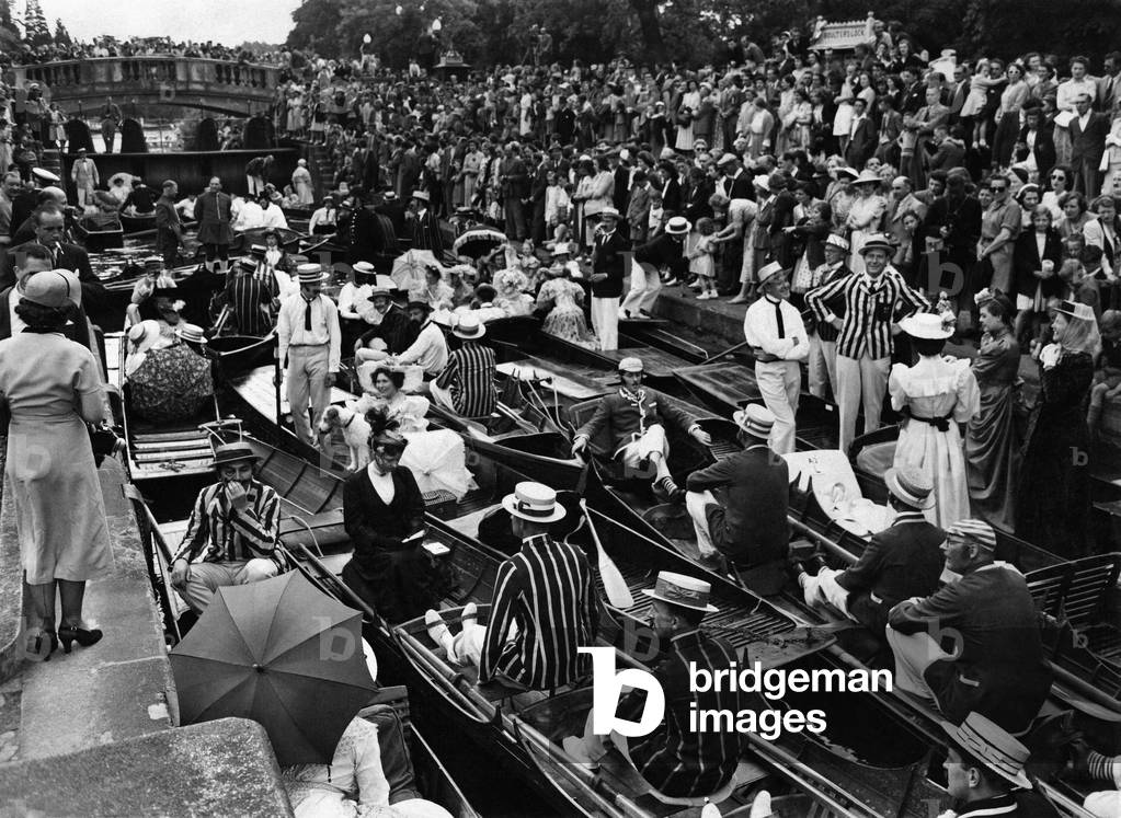 Henley Regatta, Henley-on-Thames, Oxfordshire. June 1951 (b/w photo)