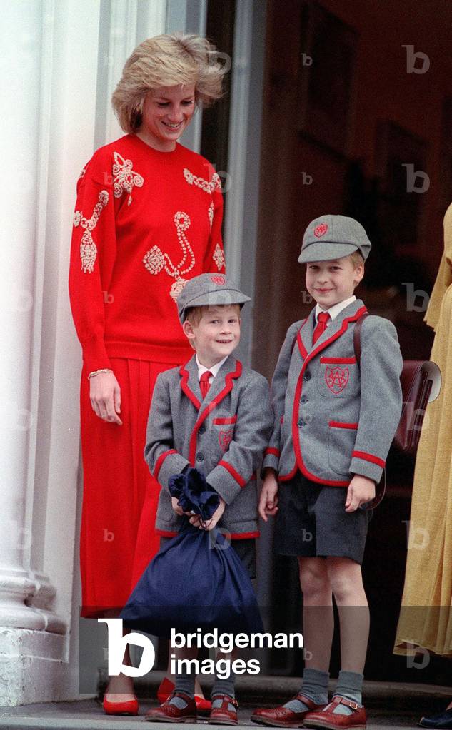Princess Diana takes Prince William & Prince Harry to Wetherby 1989
Off to school for new term
