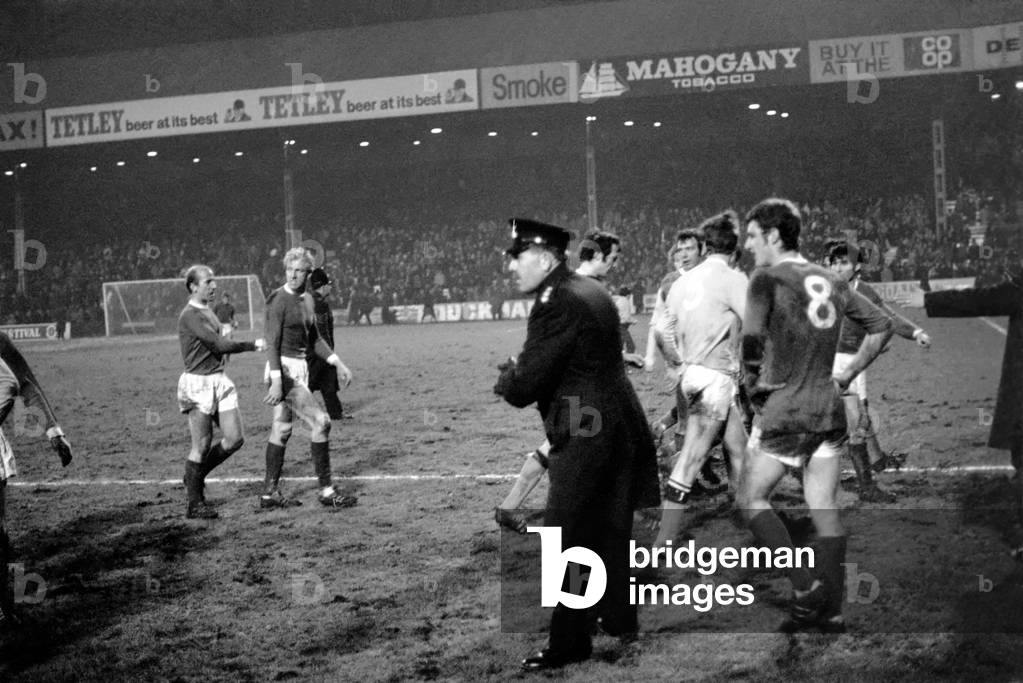 Sport. Football, League Cup Semi Final 1st leg Manchester City 2 v. Manchester United. Action from the match. December 1969 (photo)