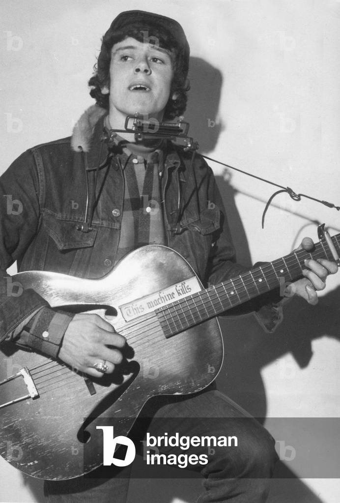 Folk singer Donovan