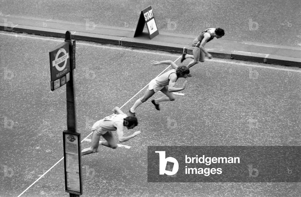 The City of London New Years Day Races, 1st January 1975 (b/w photo)