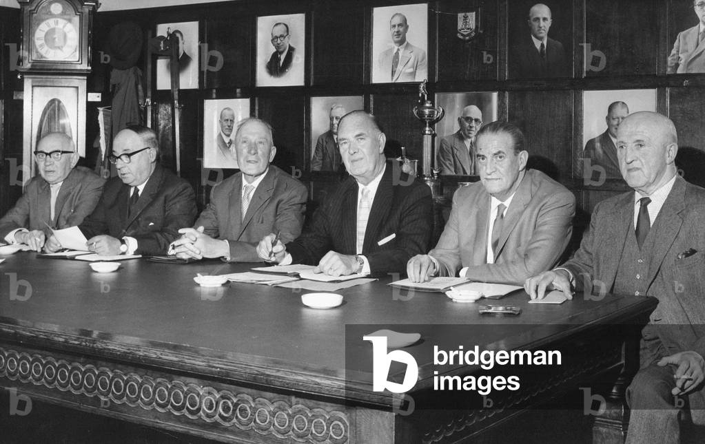 Sunderland Associated Football Club - Sunderland directors prior to shareholders meeting at Roker Park 8 July 1963, left to right, Jack Cooke, Jack Parker, Stanley Ritson, Syd Collings, L W Evans and John Turnbull (photo)