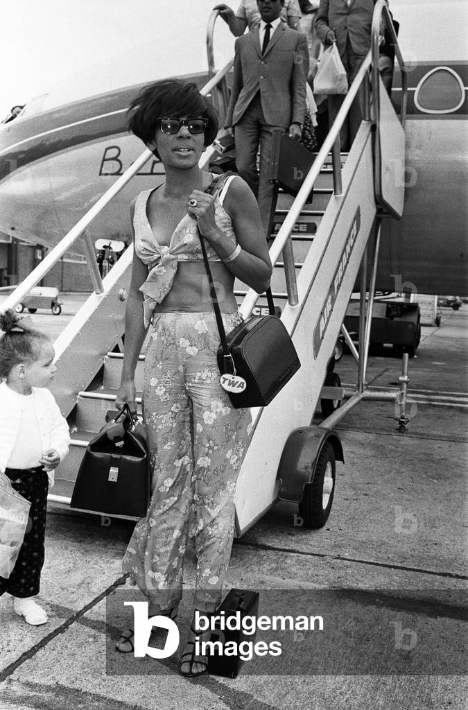 Shirley Bassey, August 1966