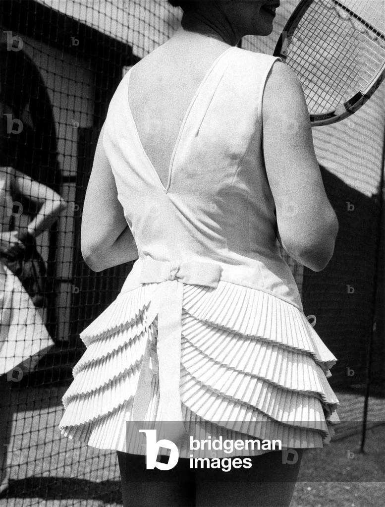 Fashion 1960s. Preview of the styles match. (photo)