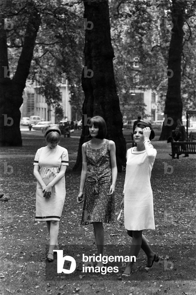 Marianne Faithfull, Sandie Shaw and Dana Valery in Berkeley Square at a photocall for their new series 'Ladybirds' 13th August 1965 (b/w photo)