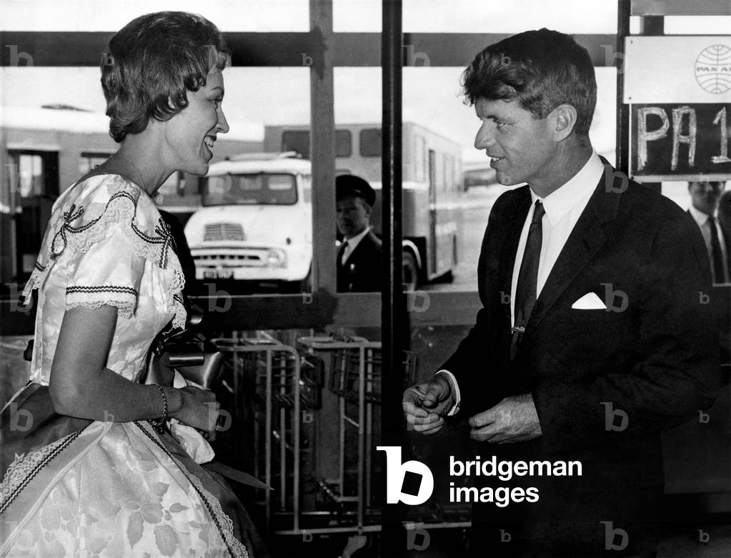 Bobby Kennedy and Barbara Shearer at London airport, 1966