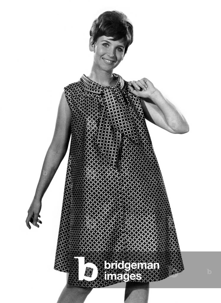 Clothing Fashion. Ann Cave. 
Matching dress and scarf, August 1967