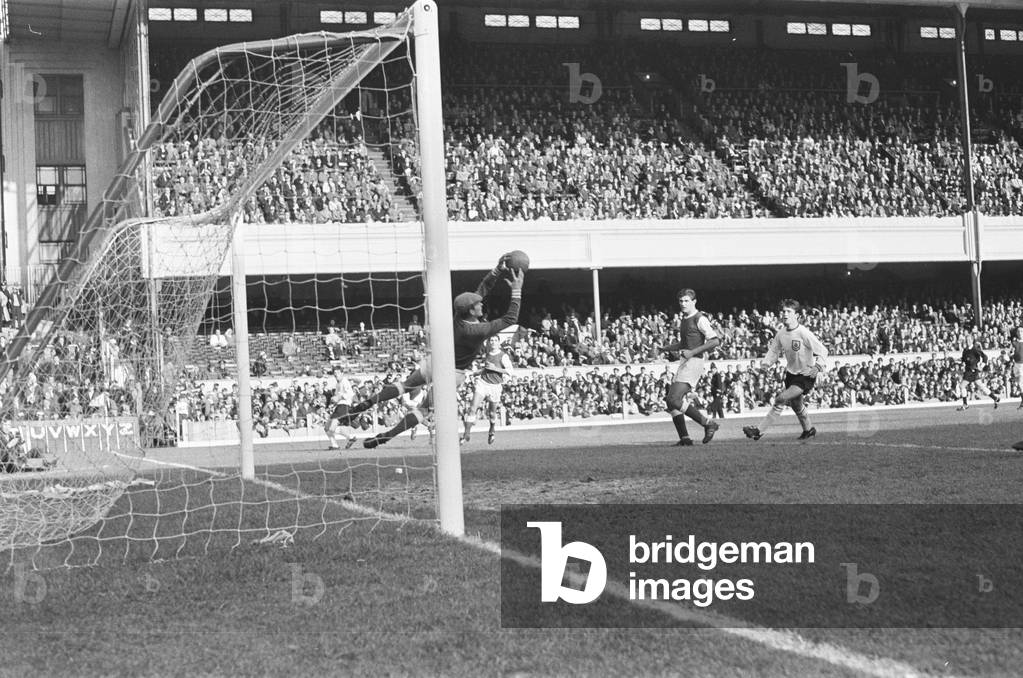 Arsenal 3 v Burnley 2. Old League Division one at Highbury Stadium. 17th October 1964 (photo)