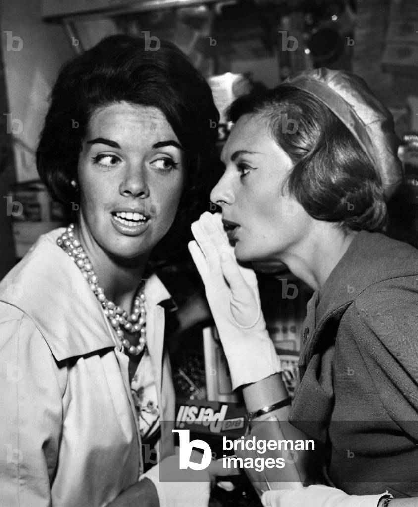 Womans: Mirror: Misc: November 1960