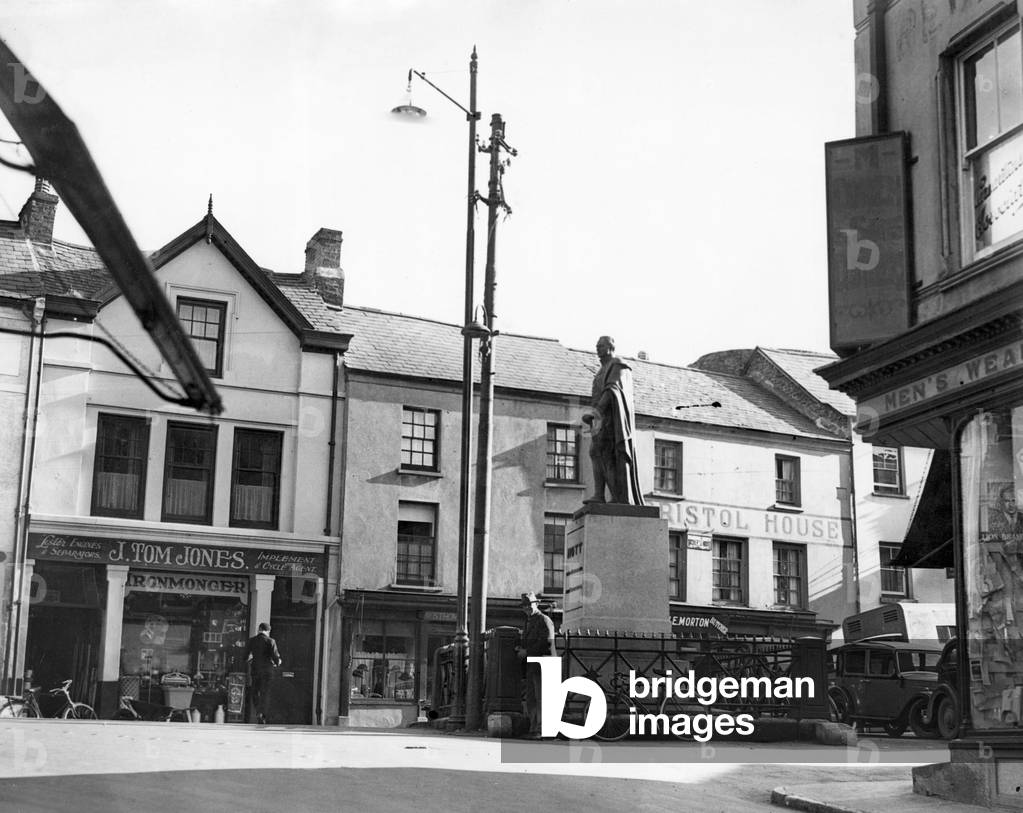 Knott Square, Carmarthen, Wales, Circa 1939. Also pictured, statue of Sir William Nott, a British military leader.
