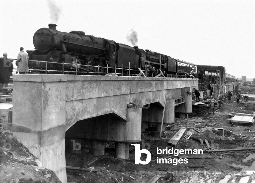 Work on the new marshalling yards on 16th March 1960 (b/w photo)