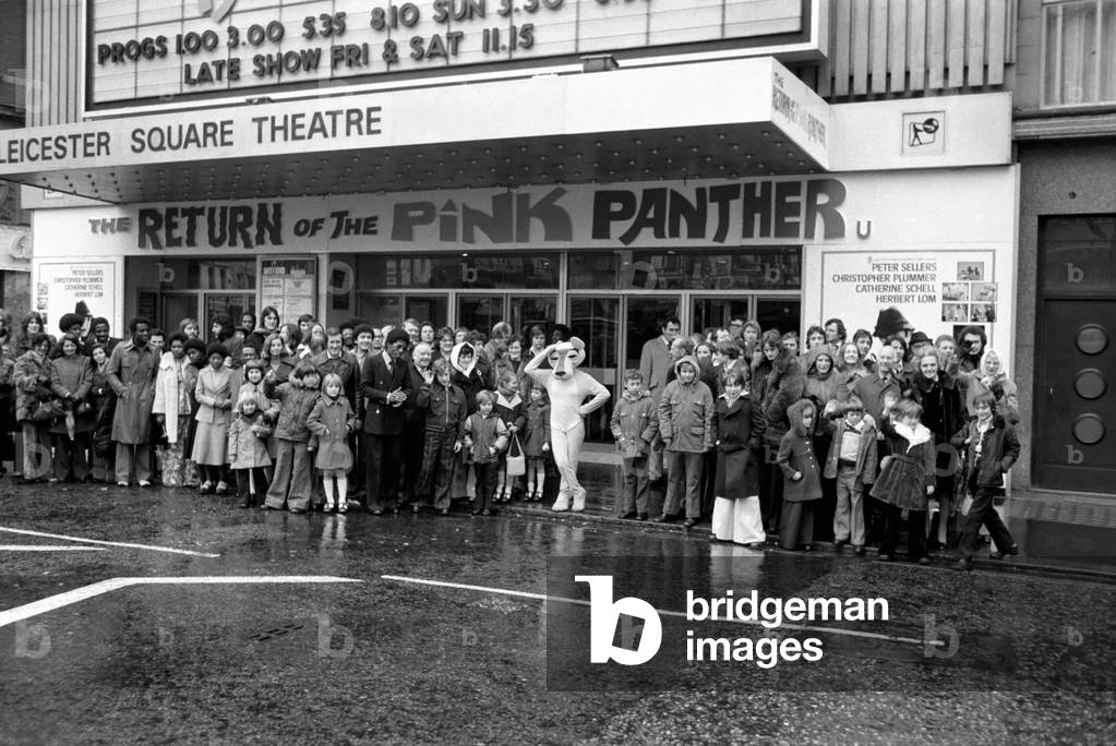 The return of the Pink Panther was shown in London today (Sunday), 4th January 1976 (b/w photo)