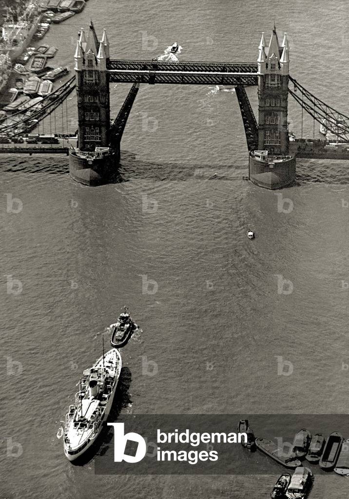Aerial view of London June 1951